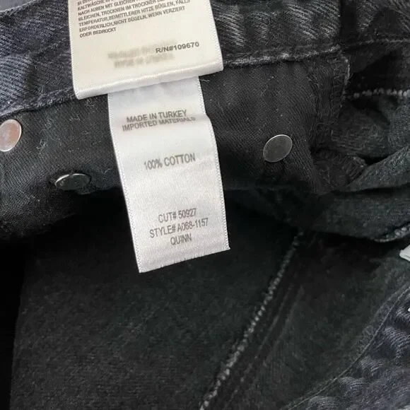 Agolde Black Wash Pose Denim Quinn High Rise Cut-Off Jean Skirt Women's Size 23 - Picture 7 of 7